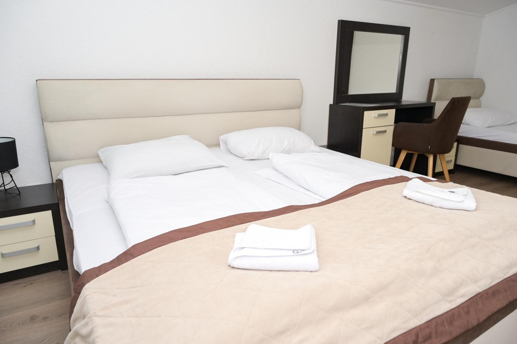 Motel Plaza Jajce Luaran gambar