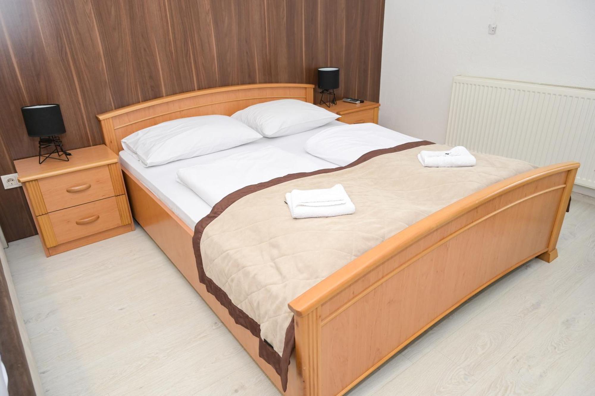 Motel Plaza Jajce Luaran gambar