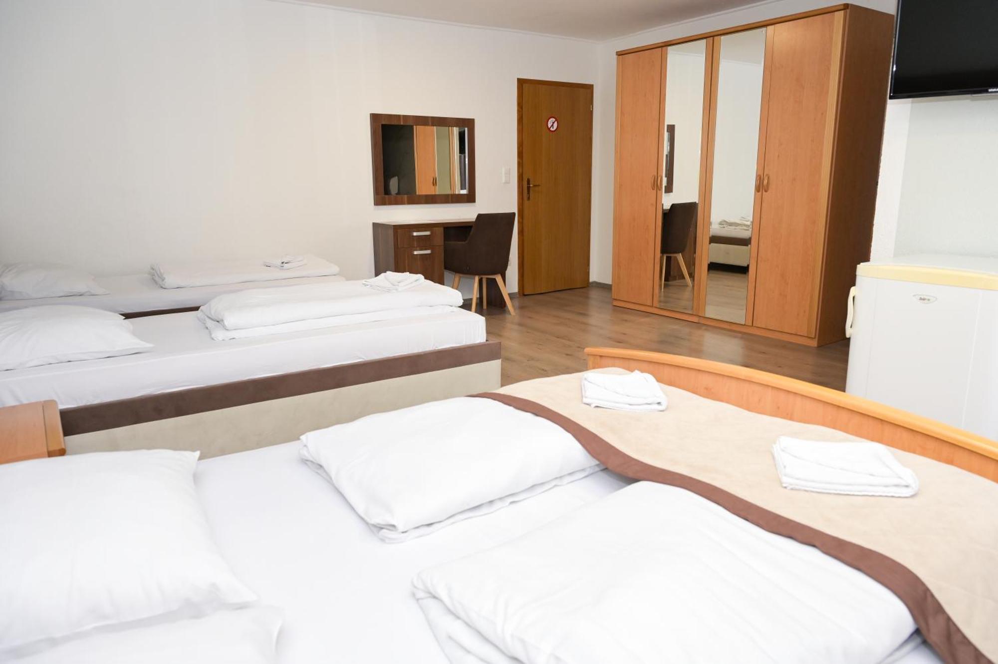 Motel Plaza Jajce Luaran gambar