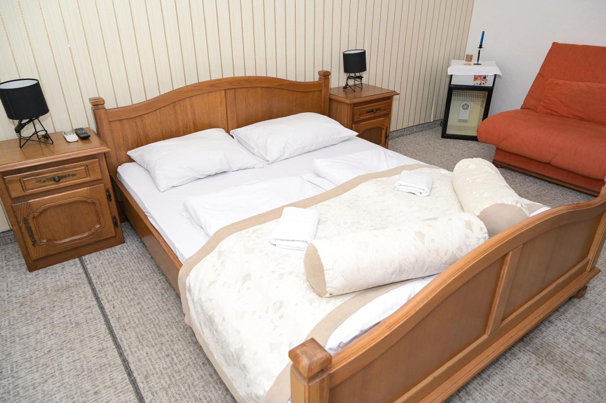 Motel Plaza Jajce Luaran gambar