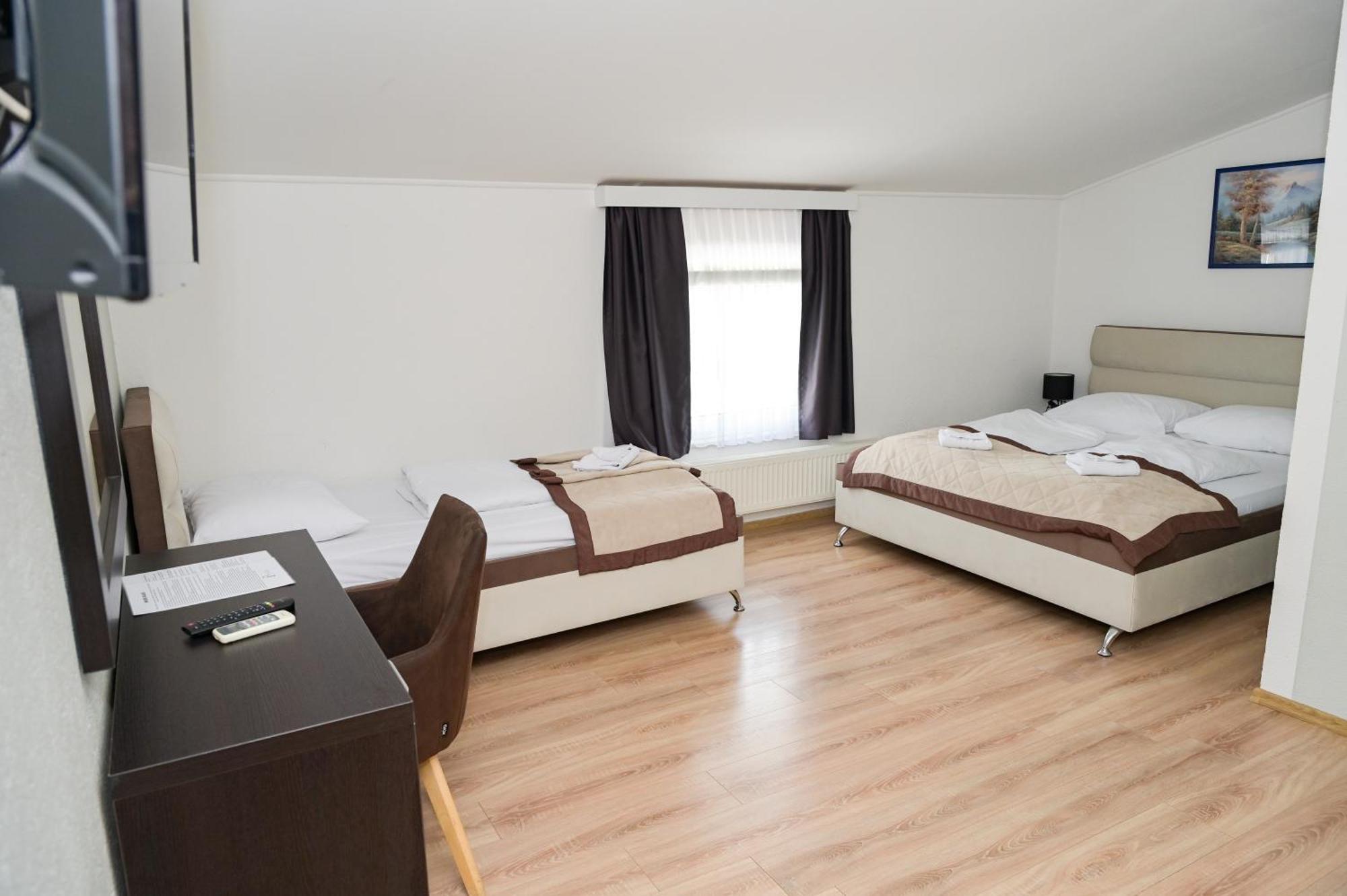 Motel Plaza Jajce Luaran gambar